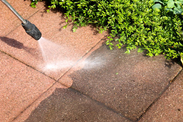 Best Pressure Washing Siding  in Sharon Center, OH